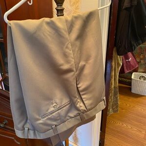 Dockets tan Classic Taupe casual Pants 38/32